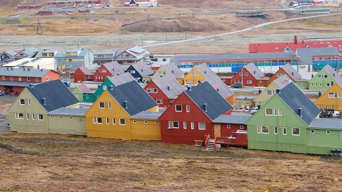 Longyearbyen - největší město na Špicberkách