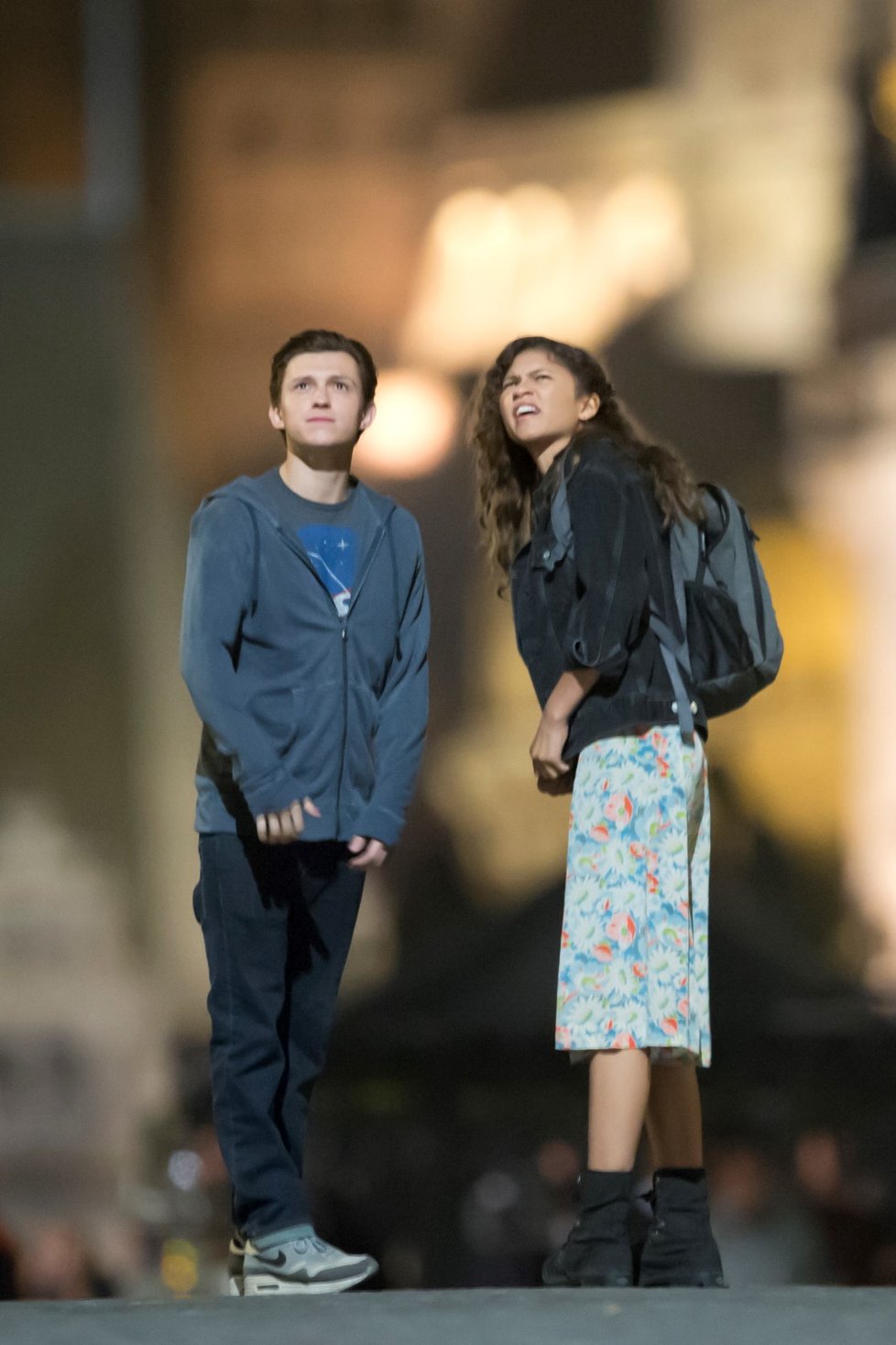 Tom Holland a zpěvačka Zendaya na natáčení Spider-mana v Praze