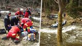 Amatérští vodáci chtěli vyzkoušet závodní trať na Labi: Zachraňovali je hasiči, jeden vodák zemřel!