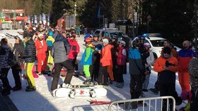 Velké fronty ve Špindlu. (18. 12. 2021)