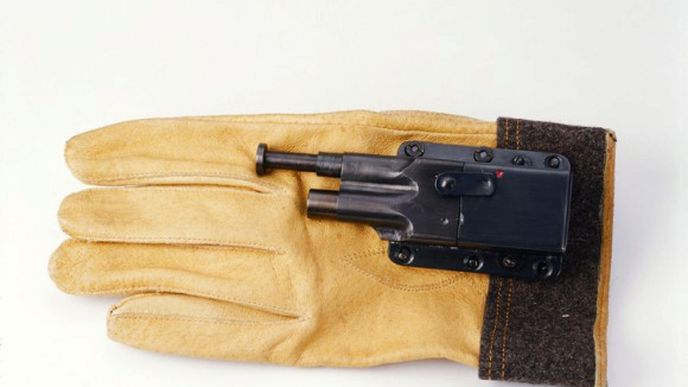 Rukavicová pistole amerického námořnictva, 1942-1945.