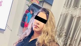 Paťku (†24) a její dcerku Aishu (†4) srazilo při přecházení silnice auto.