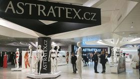 Babišův fond kupuje více než poloviční podíl v prodejci spodního prádla Astratex