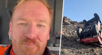 Hrůzné havárie Čechů na Dakaru: Pracháč v bezvědomí Hrůzné havárie Čechů na Dakaru: Pracháč v bezvědomí