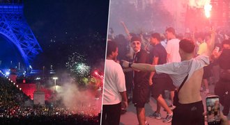 PSG obhájilo titul v Lize mistrů: Paříž v plamenech! PSG obhájilo titul v Lize mistrů: Paříž v plamenech!