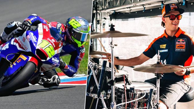 Kratochvíle jezdců MotoGP před Velkou cenou v Brně: Čeština, bubny, fotbálek Kratochvíle jezdců MotoGP před Velkou cenou v Brně: Čeština, bubny, fotbálek