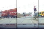 Video, z něhož mrazí: Cyklistu na přejezdu o centimetry minul vlak
