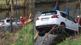 Tragická nehoda na Brněnsku: Muž se ženou sjeli s autem do Svratky, ani jeden nepřežil