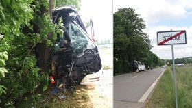 Nehoda autobusu na Kroměřížsku má 9 zraněných! Šofér narazil do stromu