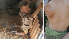 Chlapečka (6) našla policie v domě přivázaného řetězem, jako psa!