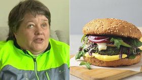 Trapné chování obsluhy fastfoodu: Nevidomé a alergické ženě odmítli přečíst obsah alergenů.