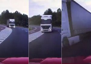 Děsivé video z Karlovarska: Hasiče v zatáčce zaskočil kamion v protisměru.