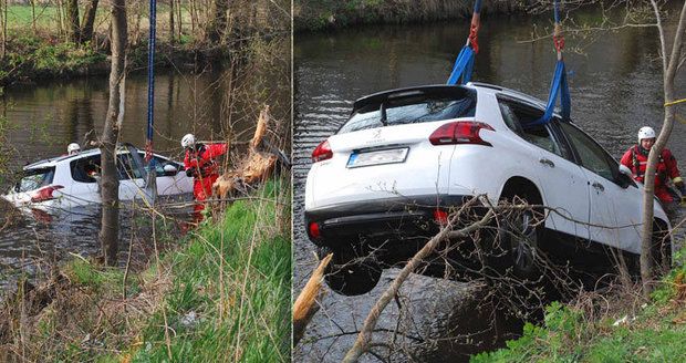 Tragická nehoda na Brněnsku: Muž se ženou sjeli s autem do Svratky, ani jeden nepřežil