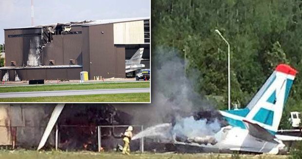 Letadlo plné lidí narazilo do střechy hangáru: Neštěstí nepřežil nikdo na palubě 