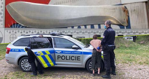 Pobodání na Zlínsku: Policie zachránila muži život.