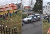 Nepokoje na Bruntálsku: Policie zasahovala při demonstraci proti Romům!