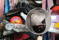 Perníková večerka: Celníci našli v minimarketu na Děčínsku tři čtvrtě kila pervitinu