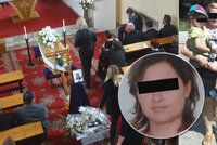 Pohřeb Moniky (†37) po tragické nehodě: Děti věří, že je maminka v nemocnici