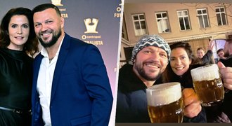 Internacionál Ujfaluši a jeho movitá láska: Zapili pět let! Internacionál Ujfaluši a jeho movitá láska: Zapili pět let!