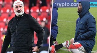 Cham zase mrznul na lavičce a…: Vysmál se Trpišovskému Cham zase mrznul na lavičce a…: Vysmál se Trpišovskému