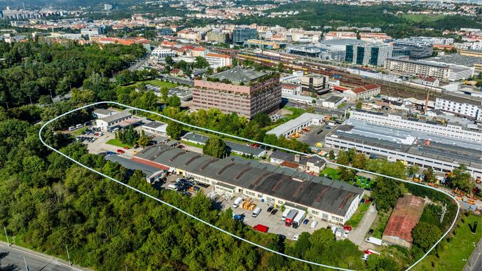 Pozemek od Spojovací koupil od Kijonkové a Notina JT Real Estate | logistika Pozemek od Spojovací koupil od Kijonkové a Notina JT Real Estate | logistika