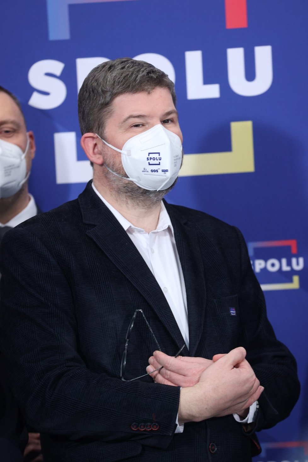 Přededa pražské TOP 09 Jiří Pospíšil při podpisu memoranda o vzniku koalice SPOLU do komunálních voleb v Praze.  (25. ledna 2022)