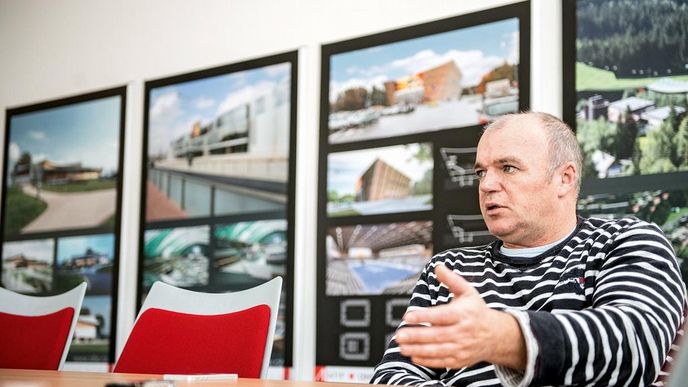 Spolumajitel trutnovské architektonické a projektové kanceláře ATIP a spolumajitel společnosti Snowhill Martin Vokatý