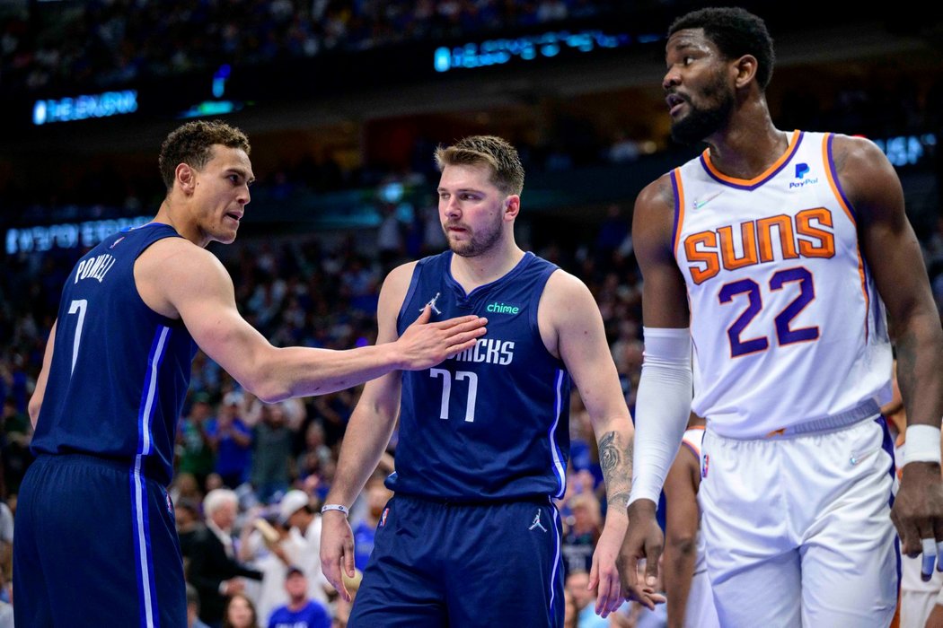 Dallas dotáhl k sedmému zápasu proti Phoenixu hvězdný Luka Dončič