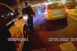 Spor mezi taxikářem a rozčíleným cizincem v centru Brna vyřešili až strážníci. Oba "kohouty" čeká přestupkové řízení.