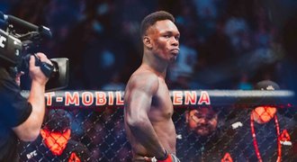 Čachry v UFC. Adesanya proti Blachowiczovi? Zvláštní tah, míní Karaivanov