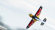 Letec Martin Šonka zkompletoval hattrick a vede sérii Air Race