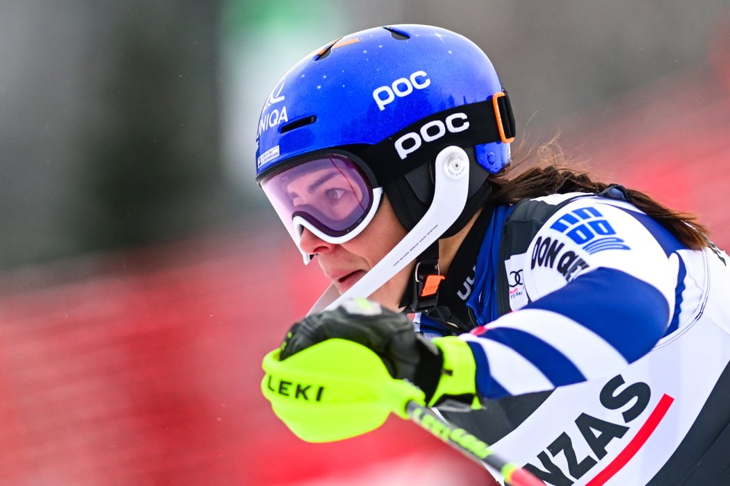 Martina Dubovská během slalomu ve Špindlerově Mlýně