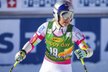 Lindsay Vonnová kontroluje časomíru po dojezdu v super-G