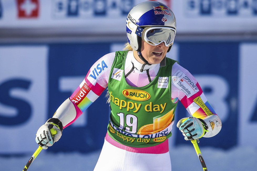 Lindsay Vonnová kontroluje časomíru po dojezdu v super-G