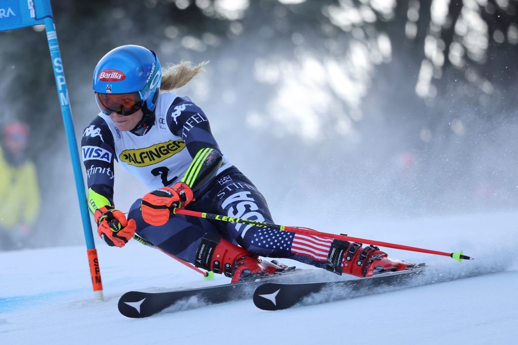 Mikaela Shiffrinová během obřího slalomu v Kranjské Goře