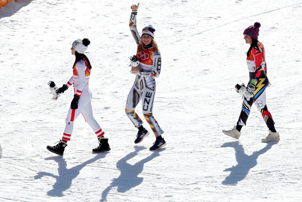 Ester Ledecká si nečekaný triumf náležitě užila, ale možná se ještě nevzpamatovala ze šoku