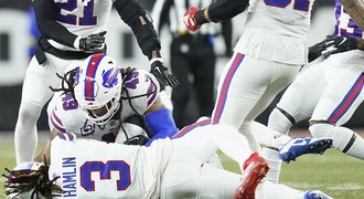 Hrůza v NFL: Hráči Buffala se zastavilo srdce, je v kritickém stavu