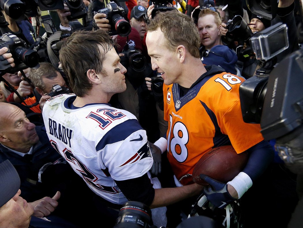 Peyton Manning porazil s Denverem Toma Bradyho a jeho Patriots