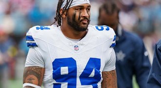 Smrt hráče NFL (†24): ujel policii, boural a spáchal sebevraždu. Ještě v pondělí hrál zápas Smrt hráče NFL (†24): ujel policii, boural a spáchal sebevraždu. Ještě v pondělí hrál zápas