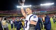 Rob Gronkowski oslavuje vítězství New England Patriots nad Kansas City Chiefs a postup do Super Bowlu LIII