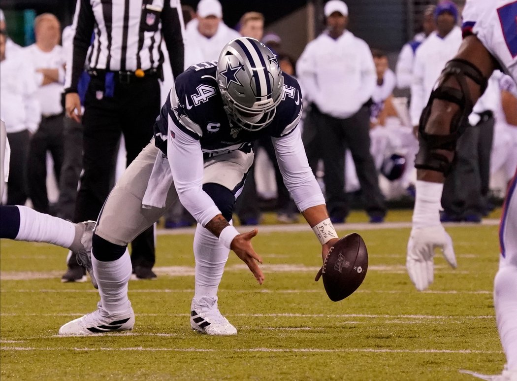 Quarterback Cowboys Dak Prescott v akci