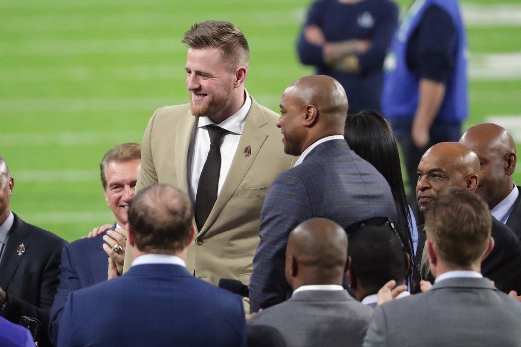 J.J. Watt z Houstonu Texans byl oceněn za svou charitativní činnost