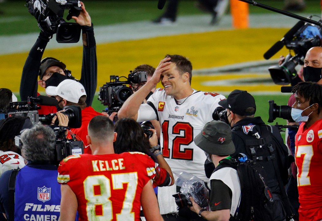 Legendární quarterback Tom Brady dovedl Tampu Bay k vítězství v Super Bowlu 55