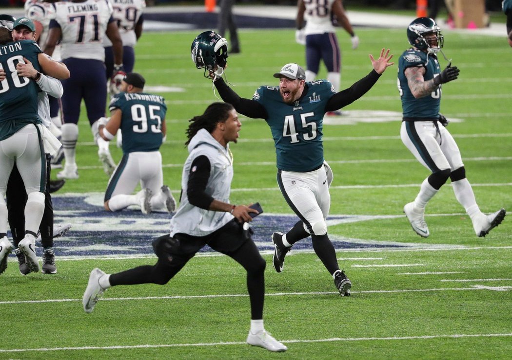 Hráči Philadelphia Eagles poprvé v klubové historii vyhráli Super Bowl