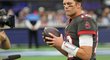 Podle spekulací stojí za rozvodem quarterbacka Toma Bradyho a topmodelky Gisele utajená komunikace s Miami Dolphins - rivalem Tampy, kde Brady hraje Podle spekulací stojí za rozvodem quarterbacka Toma Bradyho a topmodelky Gisele utajená komunikace s Miami Dolphins - rivalem Tampy, kde Brady hraje