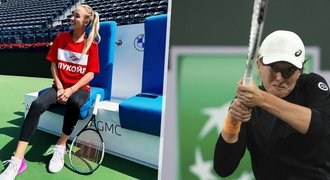 Ruská tenistka se po kritice světové jedničky kaje: Dres Spartaku už nosit nebudu!