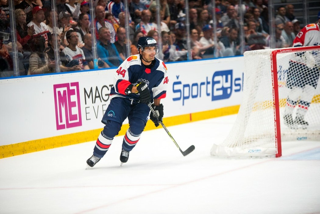 Andrej Sekera prožil bohatou kariéru v NHL