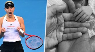 Tenistka Kerberová slaví životní triumf: Jsem máma! Gratulovala i Krejčíková