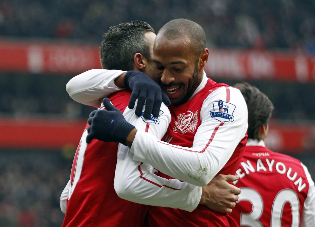 Útočník Thierry Henry už hrál za Arsenal dvakrát v kariéře, potřetí se zatím startu v Premier League nedočká