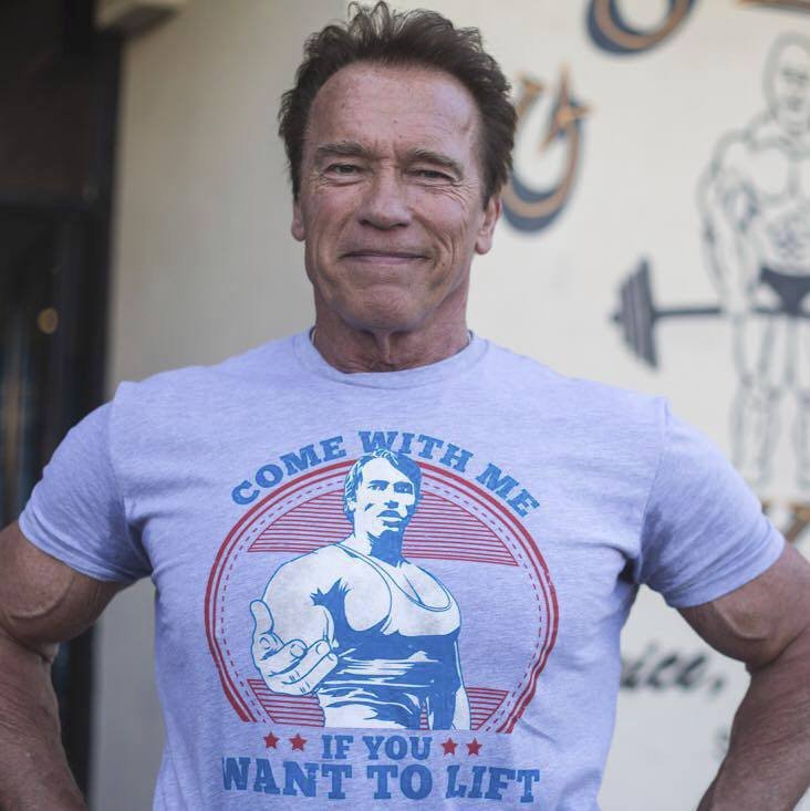 Železný Arnold Schwarzenegger se pořád udržuje v kondici